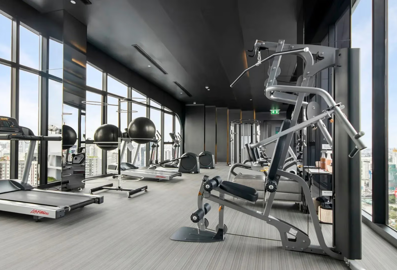 Fitness Equipment: A Complete Guide to Choosing the Right Workout Gear
